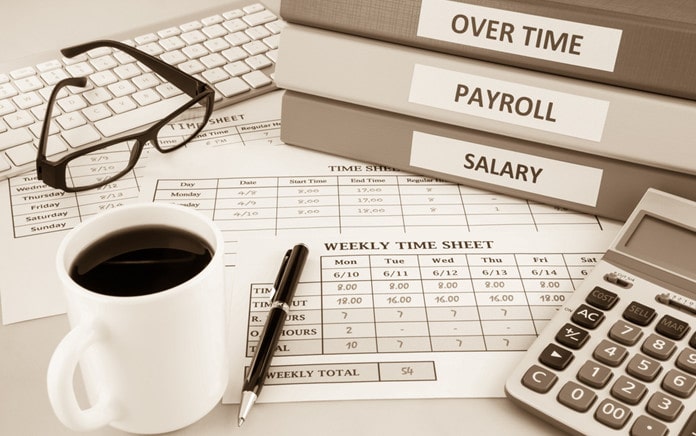 businesses outsource payroll