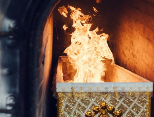 which part of the body does not burn during cremation